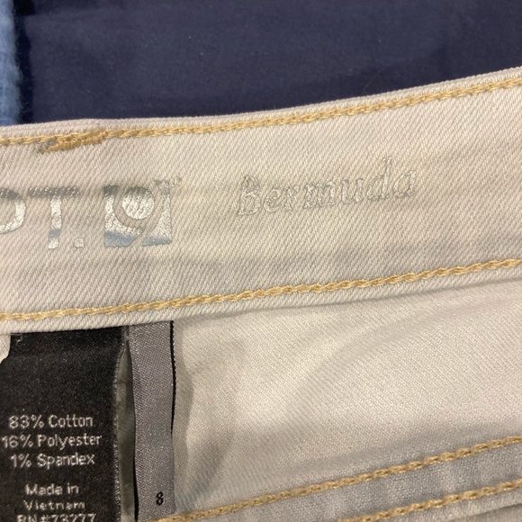 Apt.9 light wash blue Bermuda short - Picture 5 of 5